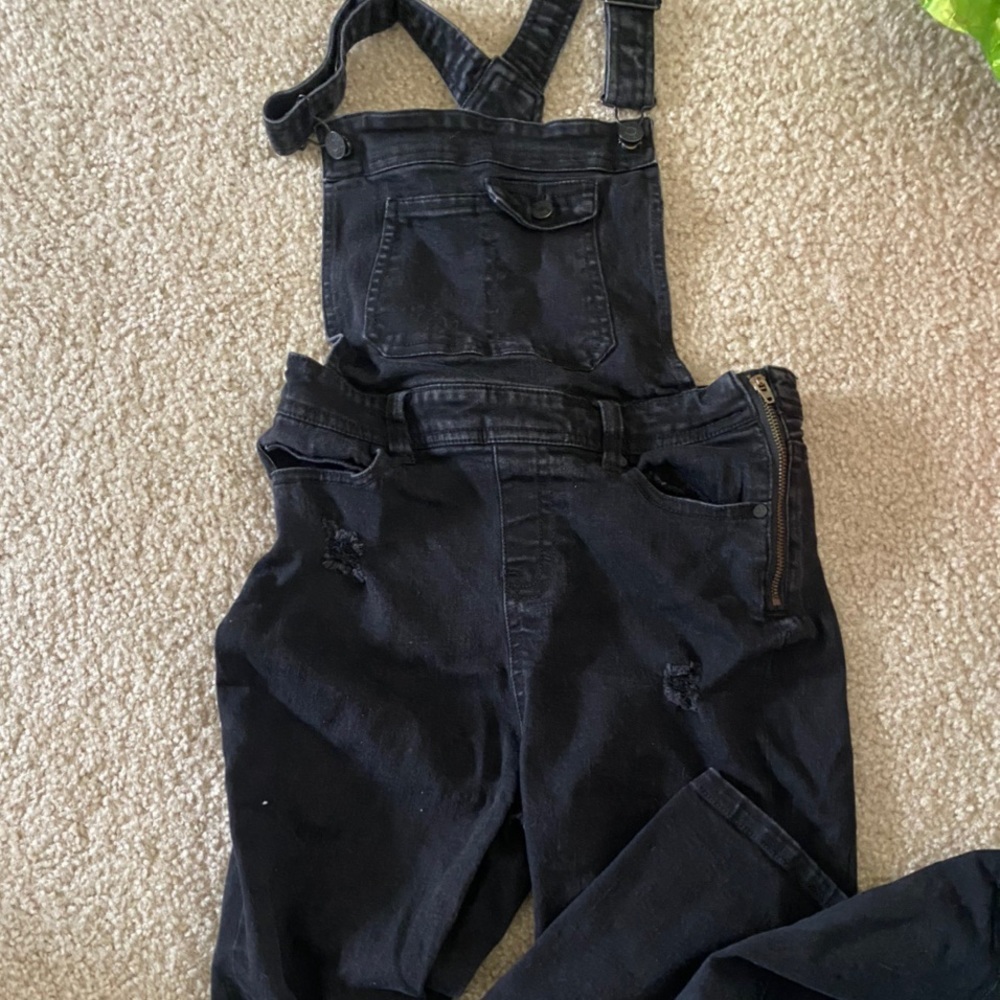 black overalls